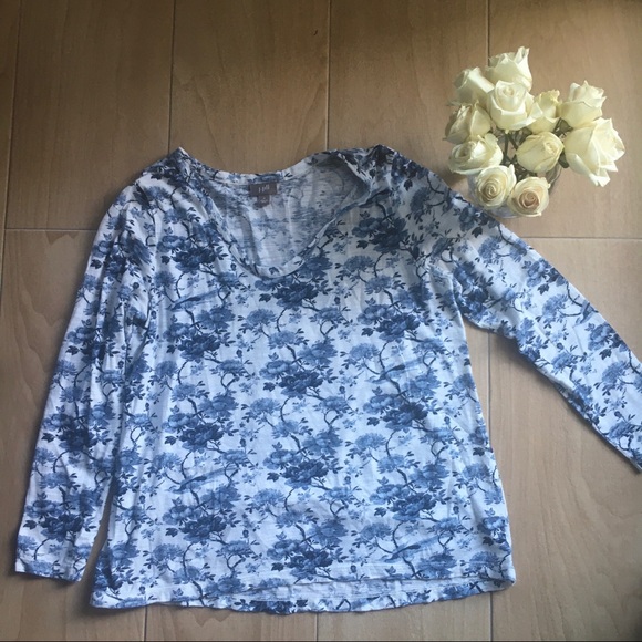 J. Jill Tops - J. Jill Floral Top Size Medium